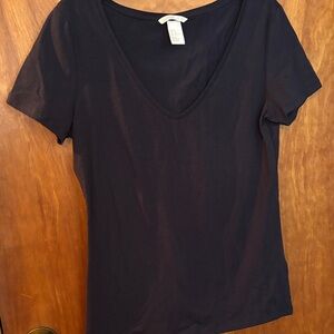 Elegant Navy V-Neck Women's Tee